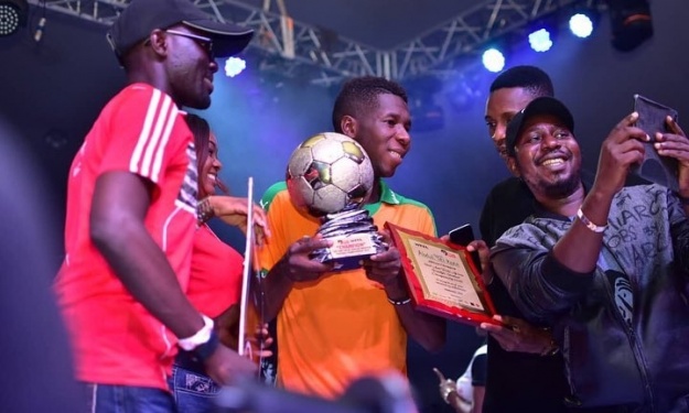 freestyle Ben Abdoul Nader Kone, vainqueur du Championnat d'Afrique de football freestyle
