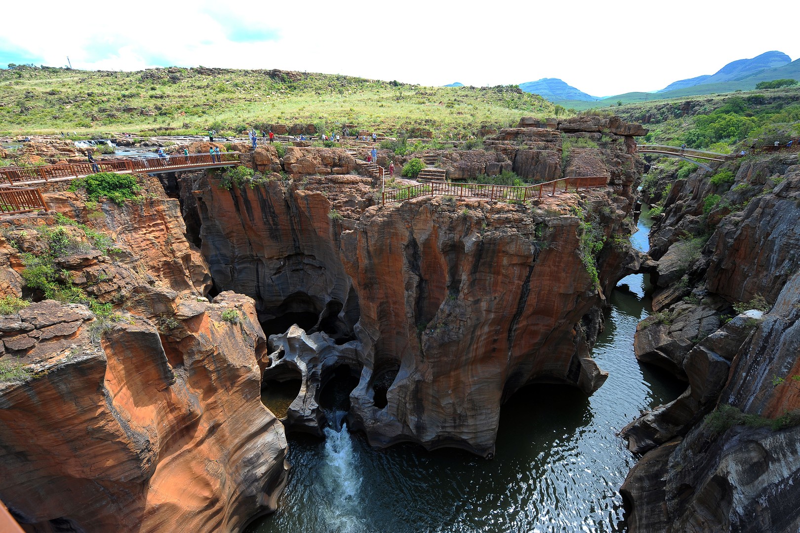 les-splendides-gorges-du-blyde-river-canyon