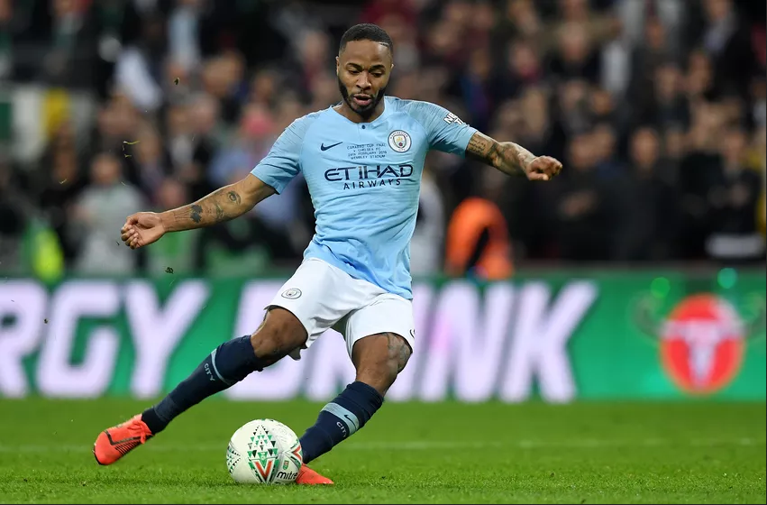 RAHEEM STERLING, METTRE LE RACISME HORS-JEU