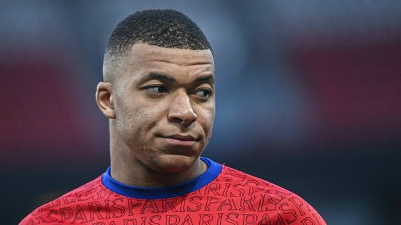 KYLIAN MBAPPÉ, IL N’Y A QUE LE REAL QUI T’AILLE ! RESTE COOL KIKI ET À PARIS, DIT BYE BYE