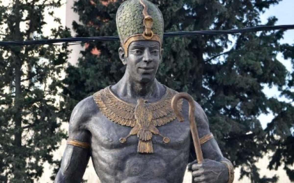 les kabyles, les noirs et les égyptiens anciens
