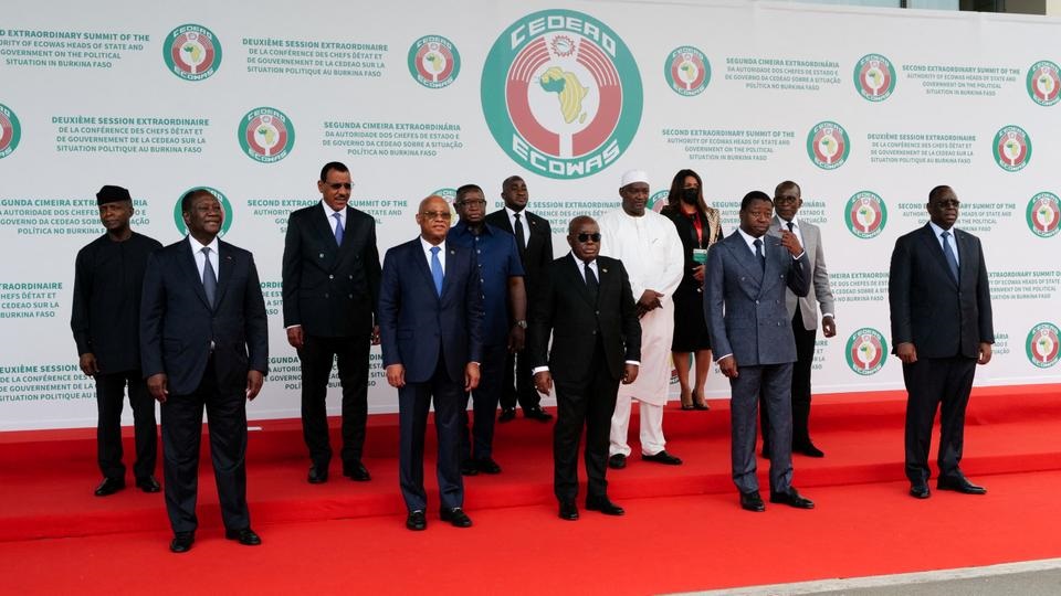 Burkina Faso : La CEDEAO change de stratégies après « ses erreurs » multiples