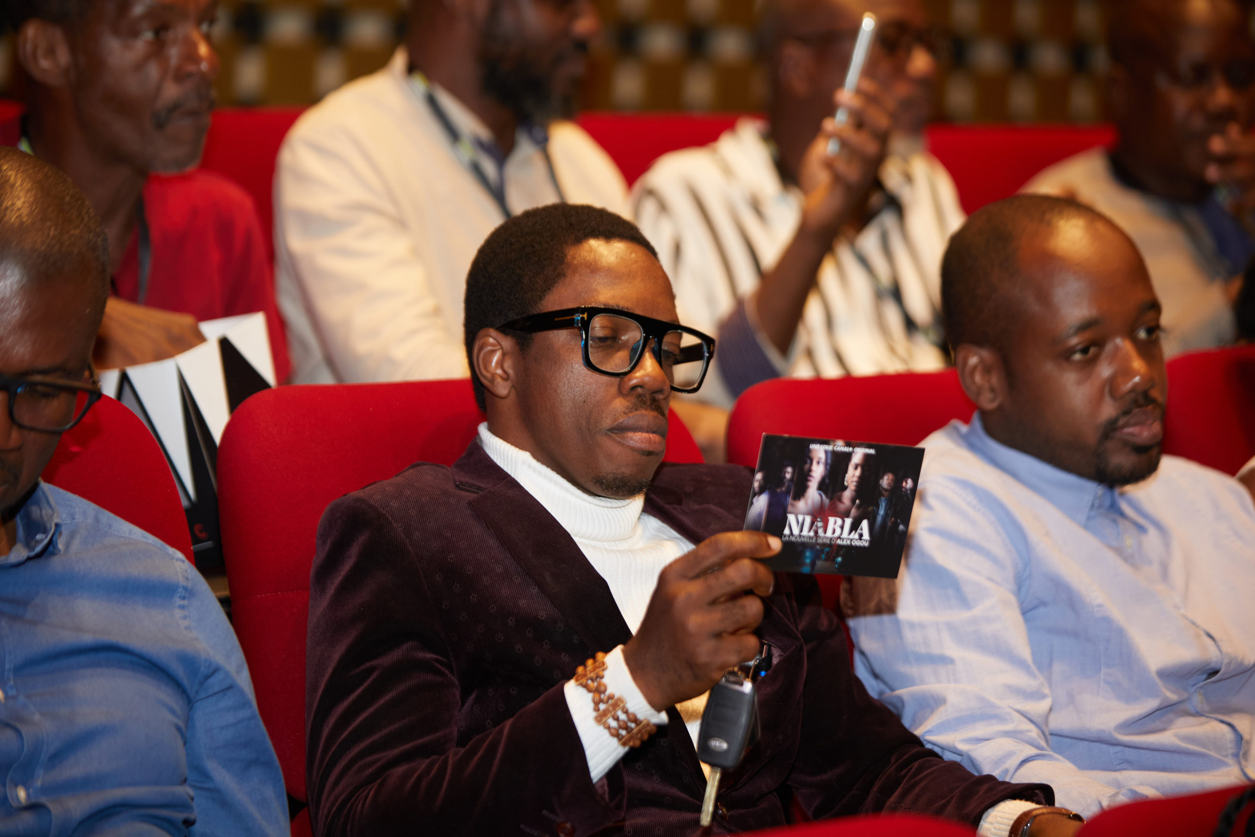 IL « NIABLA » PAS DE DOUTE ! IL FAUT REGARDER CETTE SÉRIE IVOIRIENNE