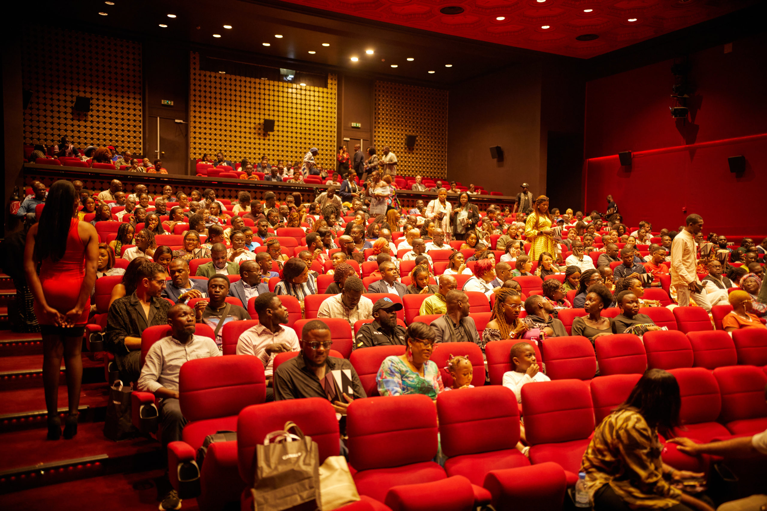 IL « NIABLA » PAS DE DOUTE ! IL FAUT REGARDER CETTE SÉRIE IVOIRIENNE