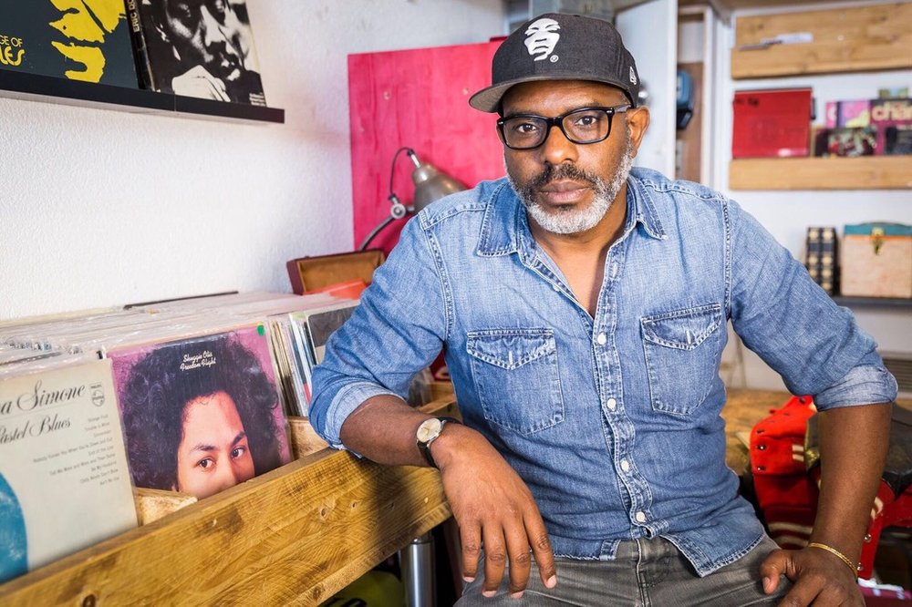 « Fanon » : Jean-Claude Barny porte à l’écran le combat anticolonial de Frantz Fanon